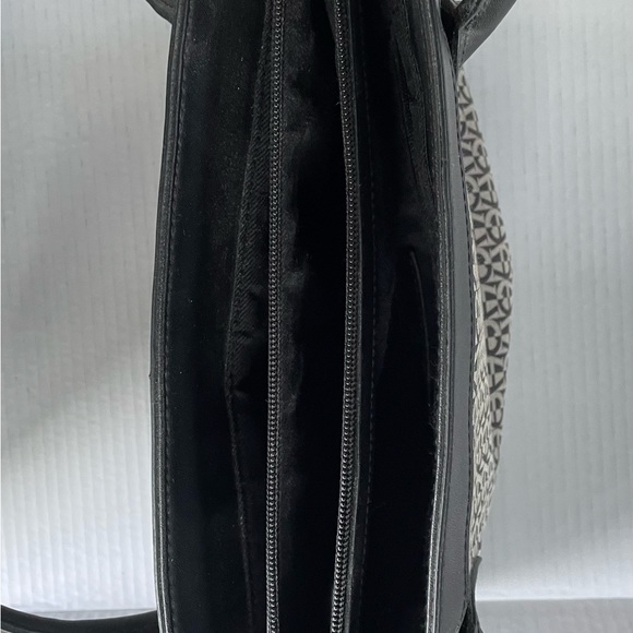 Etienne Aigner logo purse handbag - Picture 5 of 5